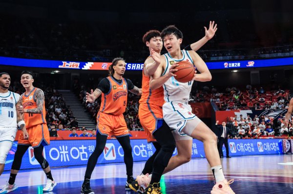 翻翻策略 为了登陆NBA，杨瀚森特训强度拉满，新蜕变再现